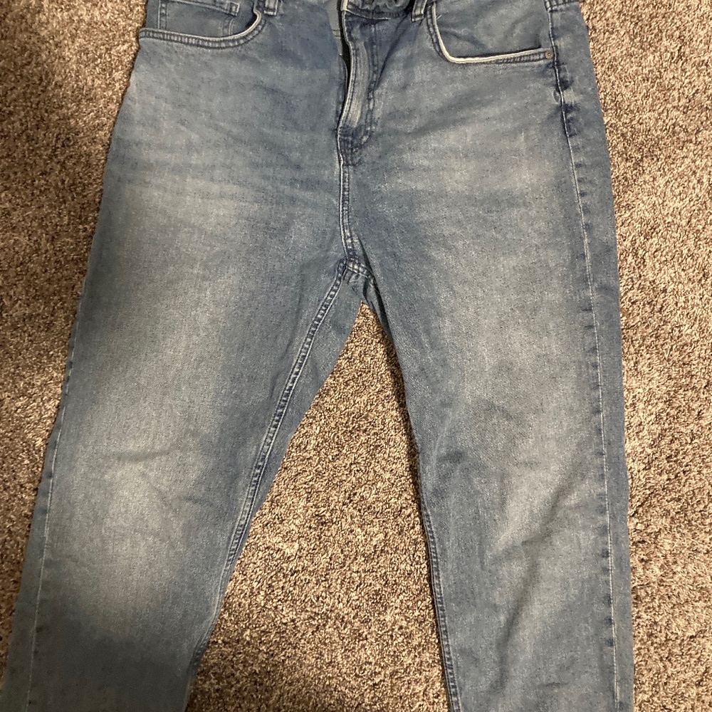 Ripped blue jean cotton on pants